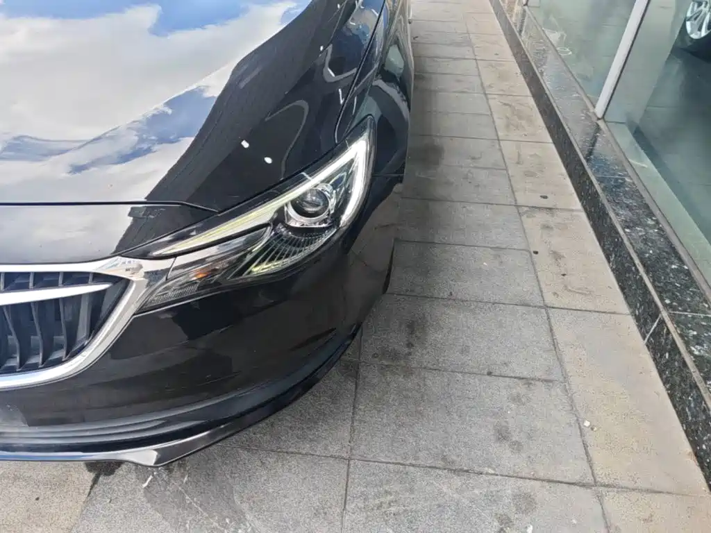 Buick Excelle GT 2017 — фото 24