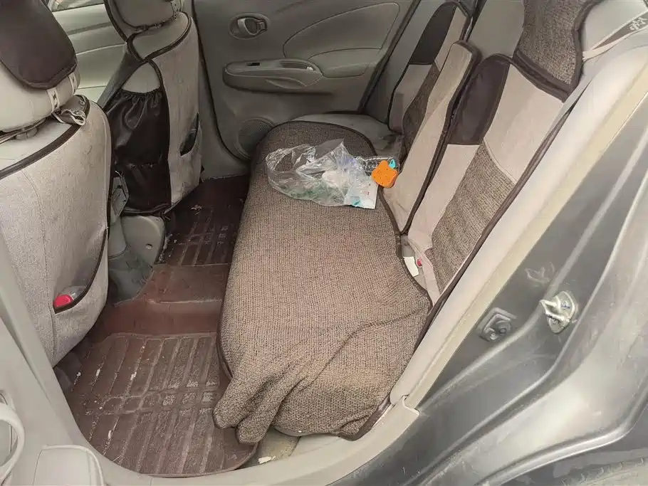 Nissan Sunny 2015 — фото 11