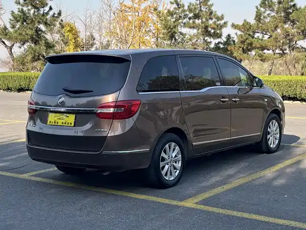 Buick GL8 2018