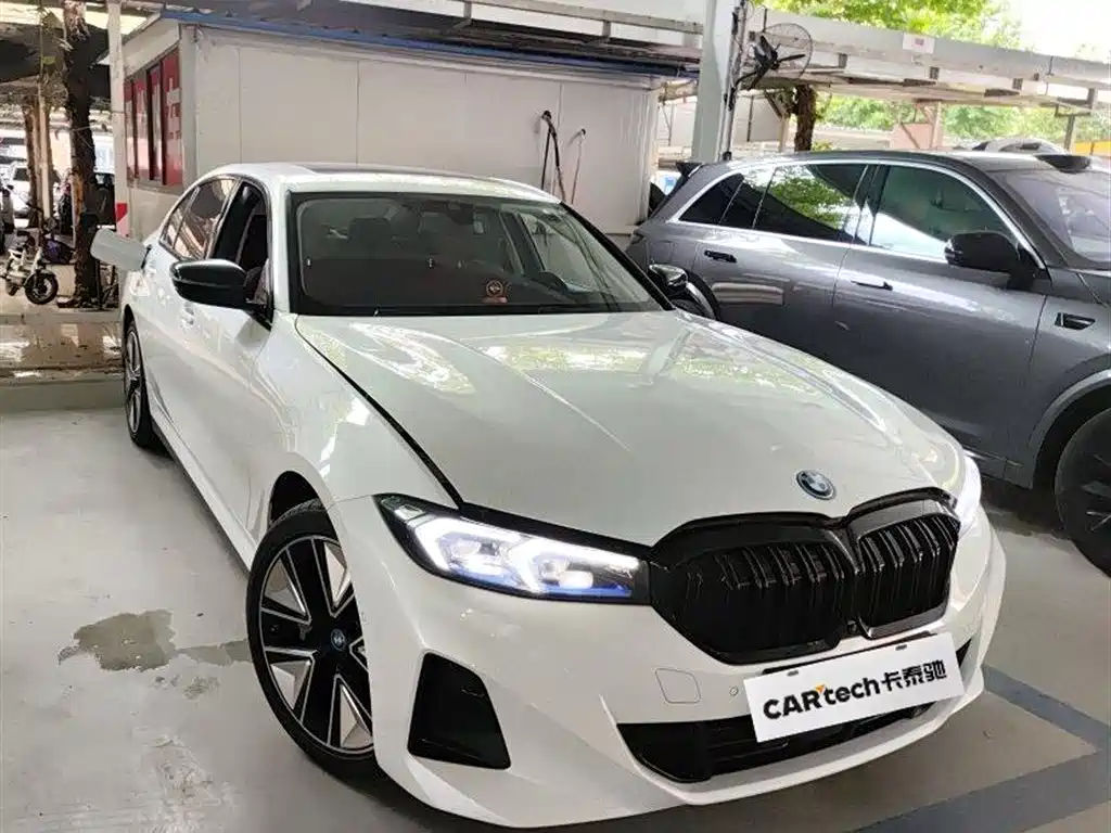 BMW i3 2024