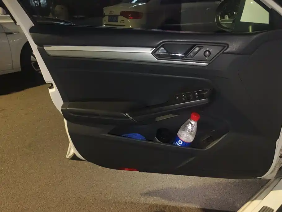 Volkswagen Lamando 2015