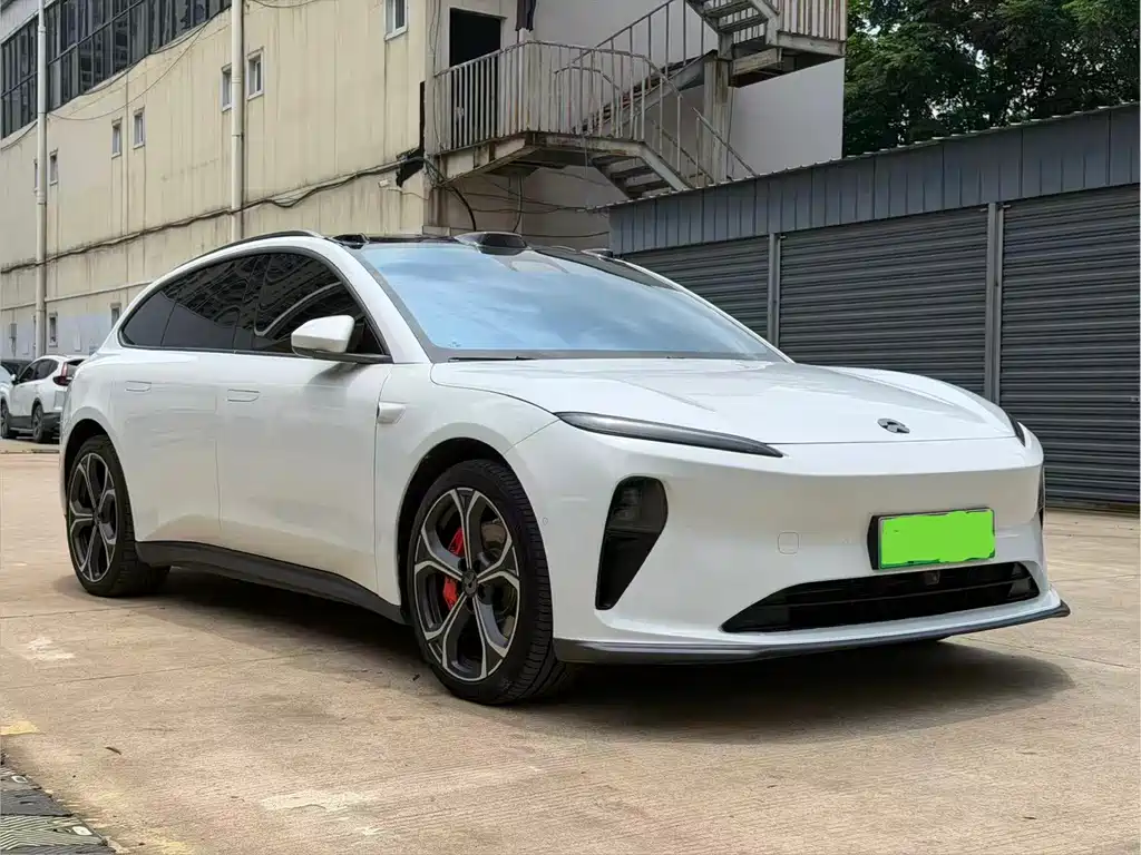 NIO ET5T 2024
