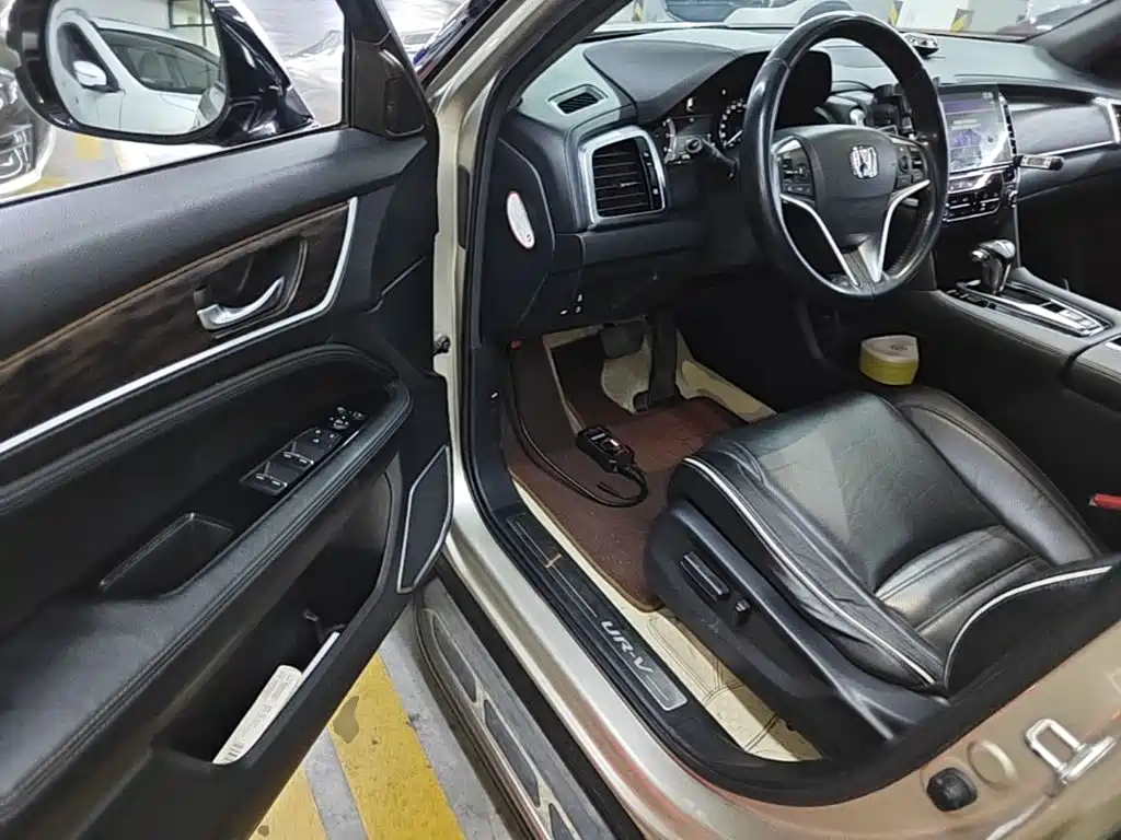 Honda UR-V 2019 — фото 16
