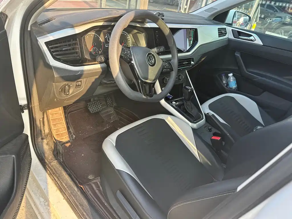 Volkswagen Polo 2021