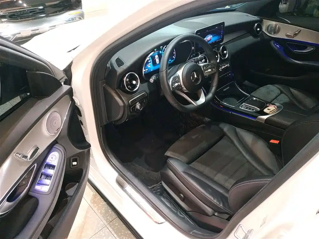 Mercedes-Benz C-Class 2021 — фото 16