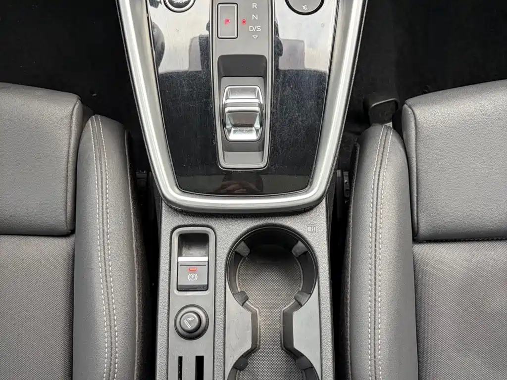 Audi A3 2023 — фото 13