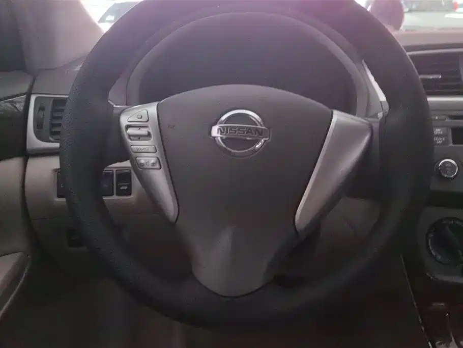 Nissan Sylphy 2012 — фото 15