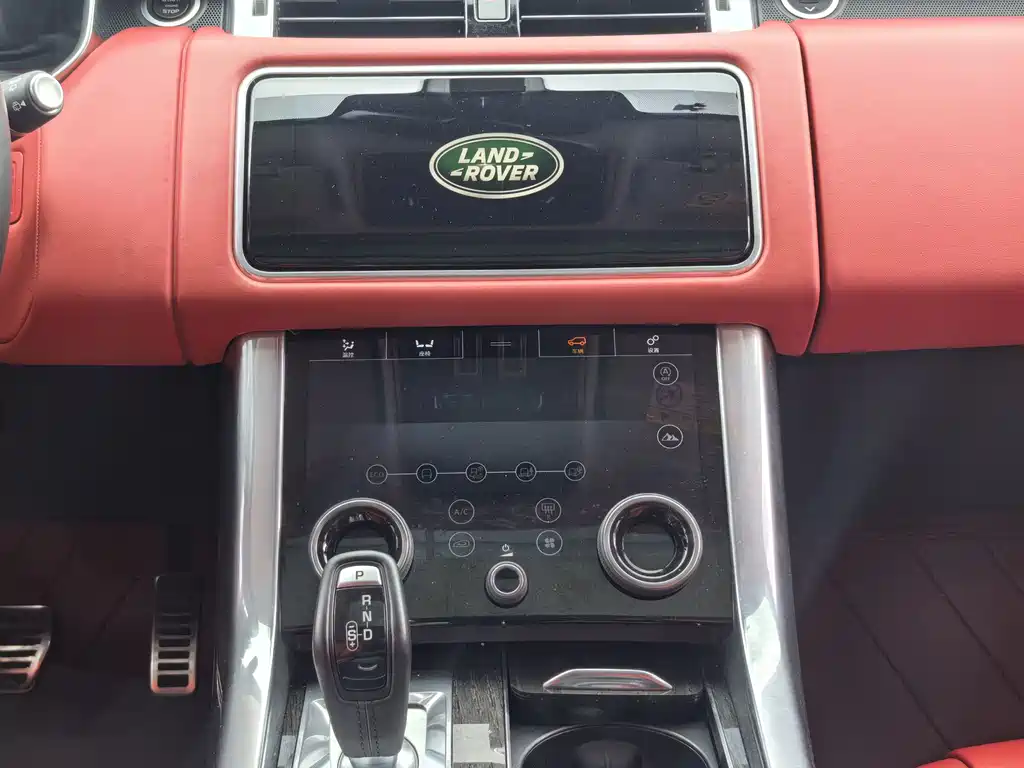 Land Rover Sport 2022 — фото 9