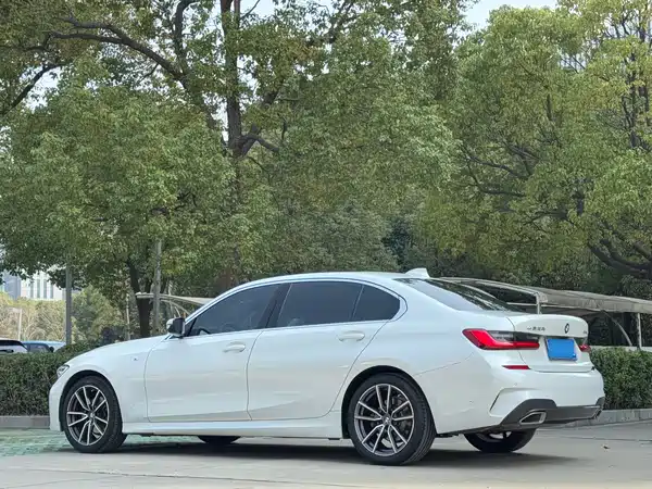 BMW 3 Series 2021