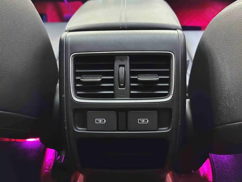 Honda Accord 2022 — фото 11