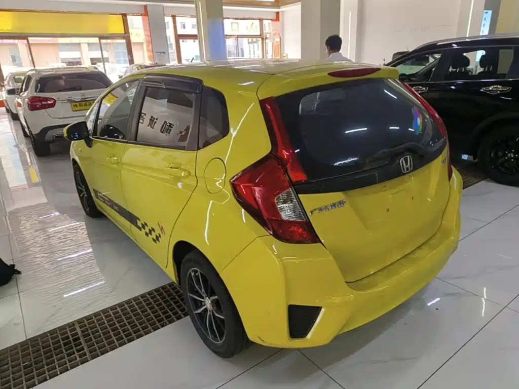 Honda Fit 2015