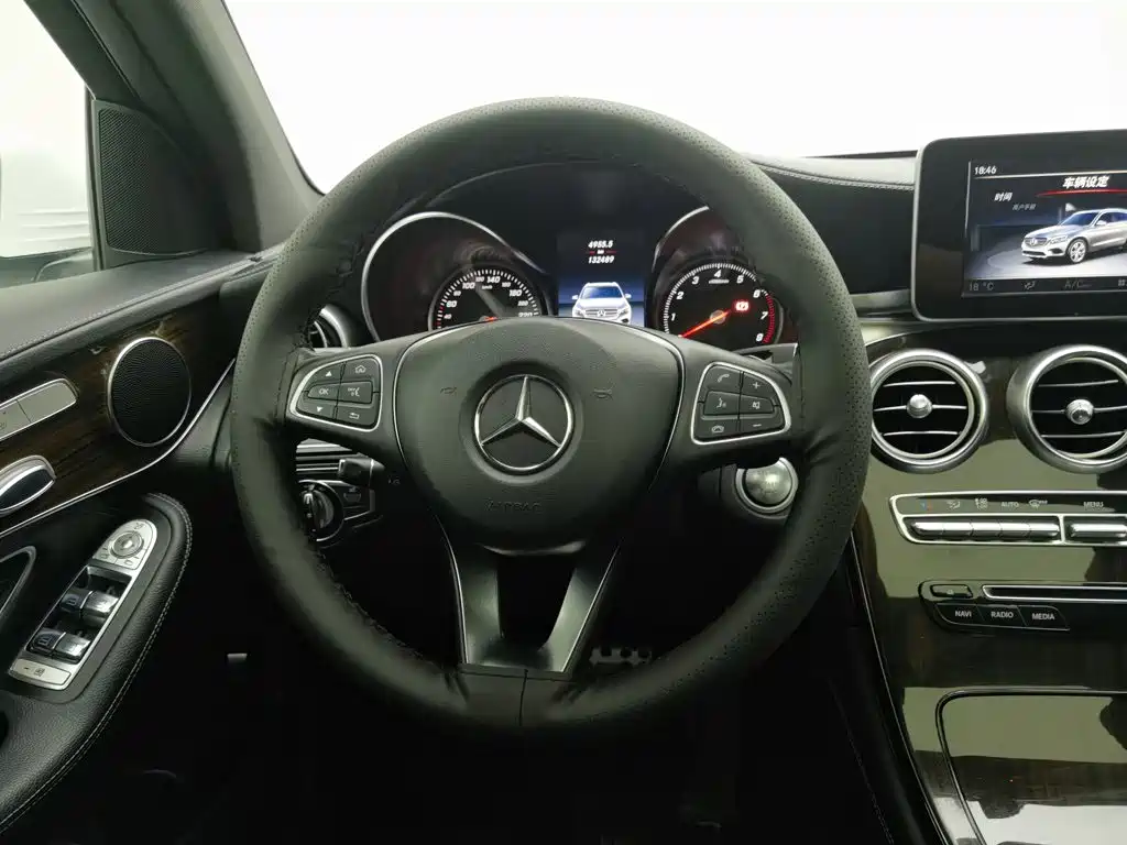 Mercedes-Benz GLC 2016 — фото 11