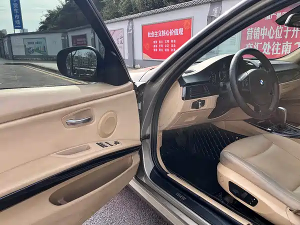 BMW 3 Series 2012