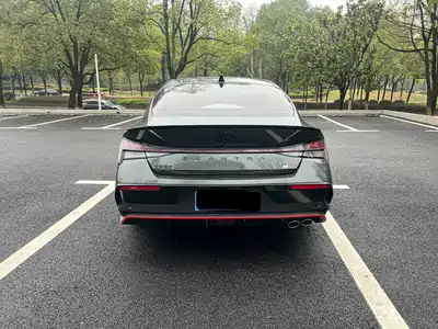 Hyundai Elantra 2023
