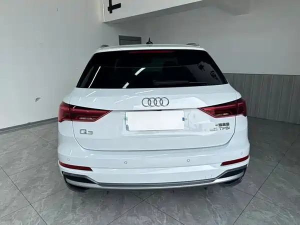 Audi Q3 2022