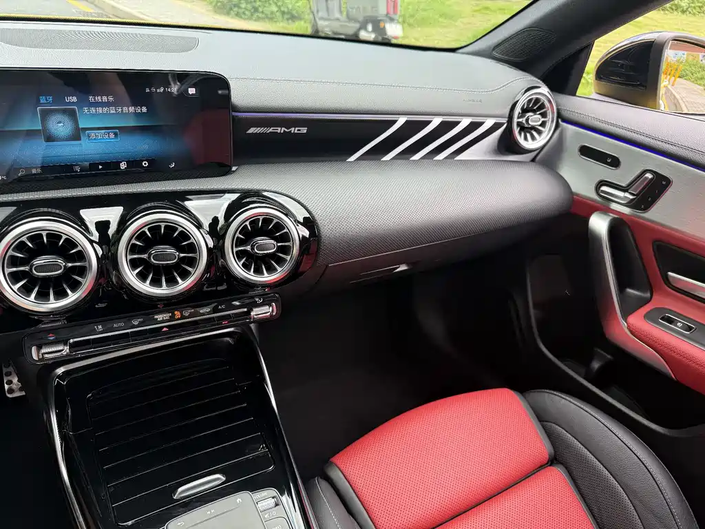 Mercedes-Benz Mercedes CLA AMG 2021 — фото 8