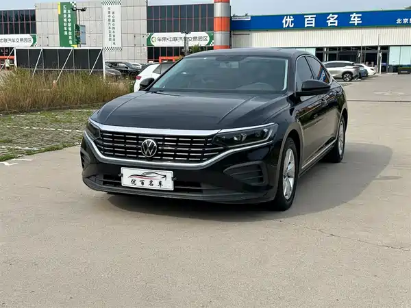 Volkswagen Passat 2022