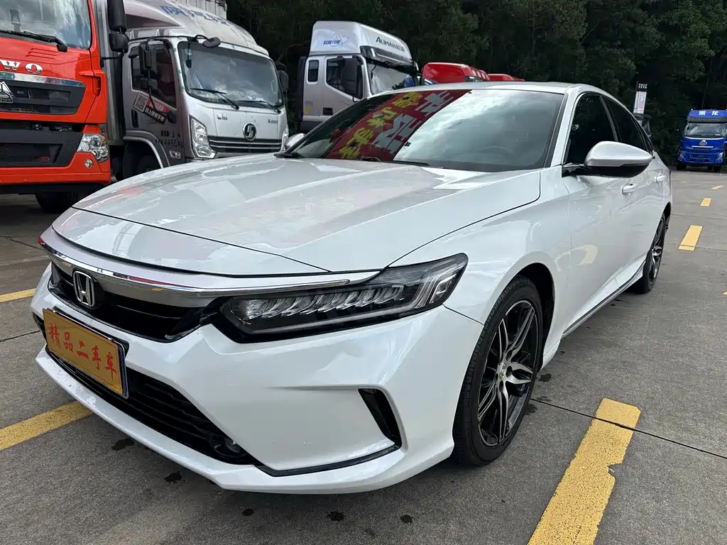 Honda Inspire 2022 — фото 1