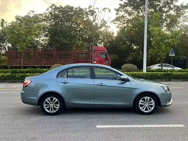 Geely Emgrand 2014