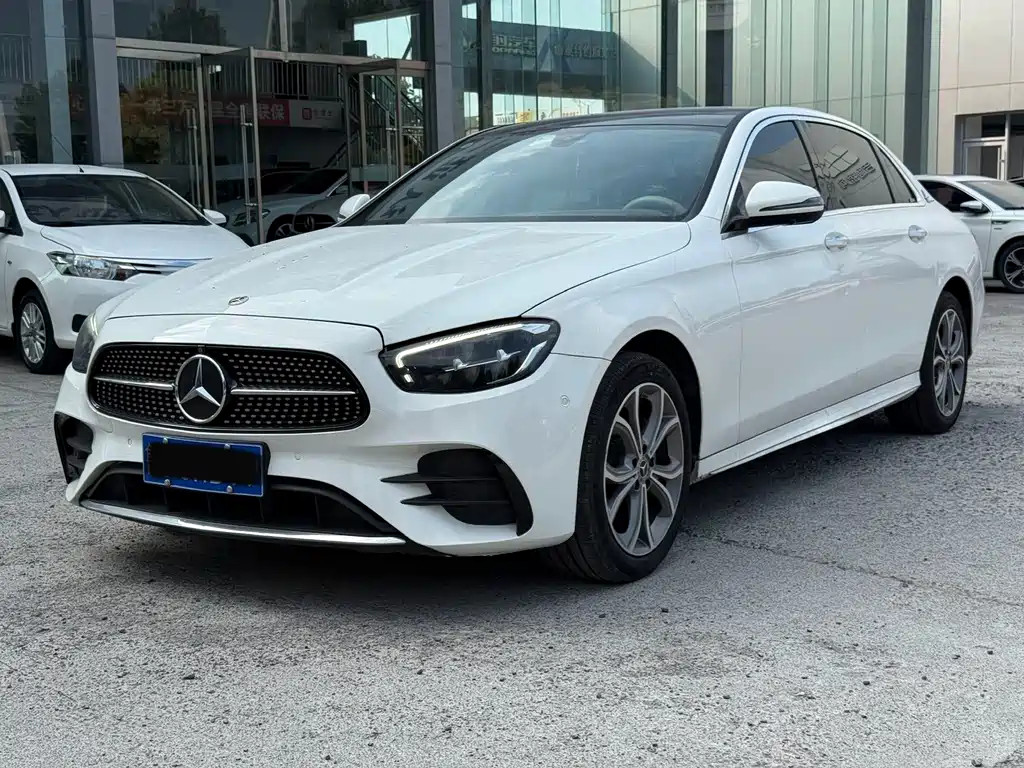 Mercedes-Benz E-Class 2021