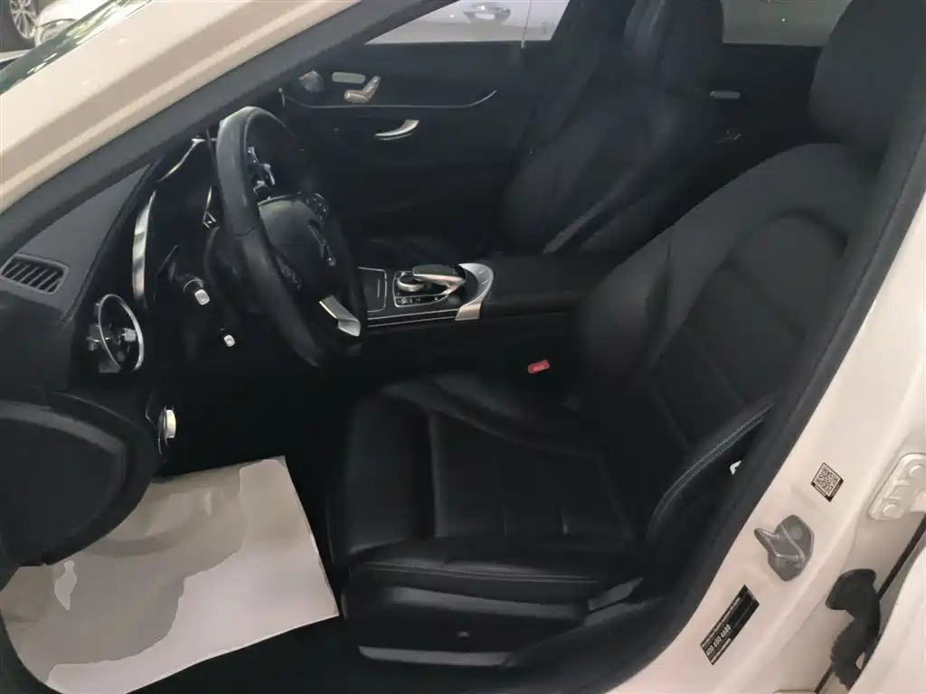 Mercedes-Benz C-Class 2018 — фото 15
