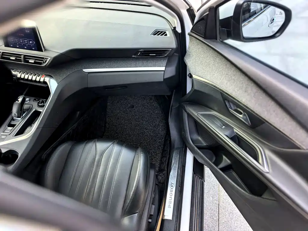 Peugeot 4008 2017 — фото 13