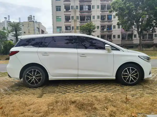 BYD Song MAX 2018