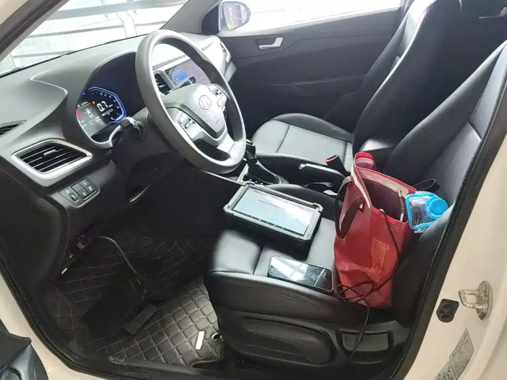 Hyundai Verna 2020 — фото 15