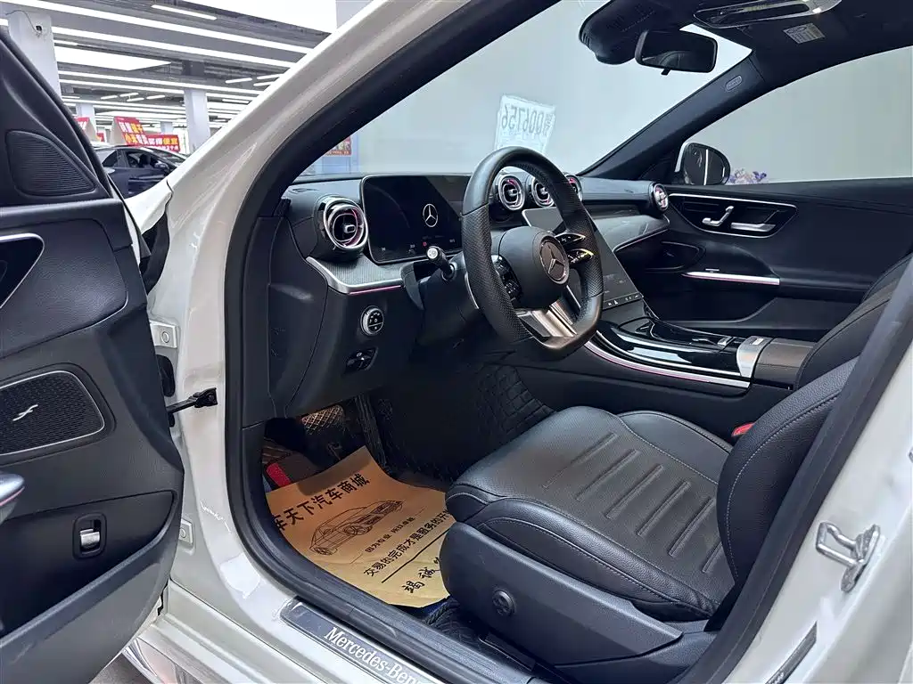 Mercedes-Benz C-Class 2022 — фото 3