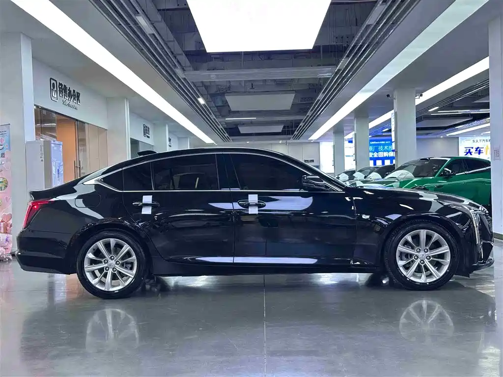 Cadillac CT5 2025 — фото 10