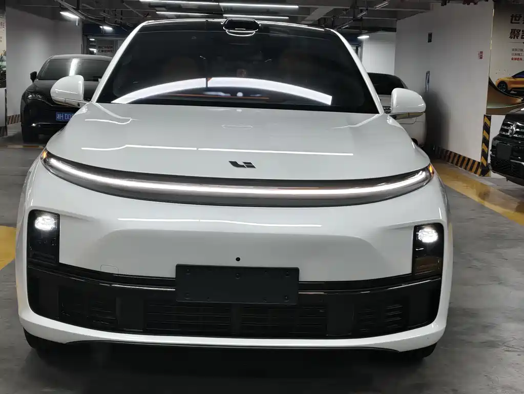 Li Auto Li L7 2024