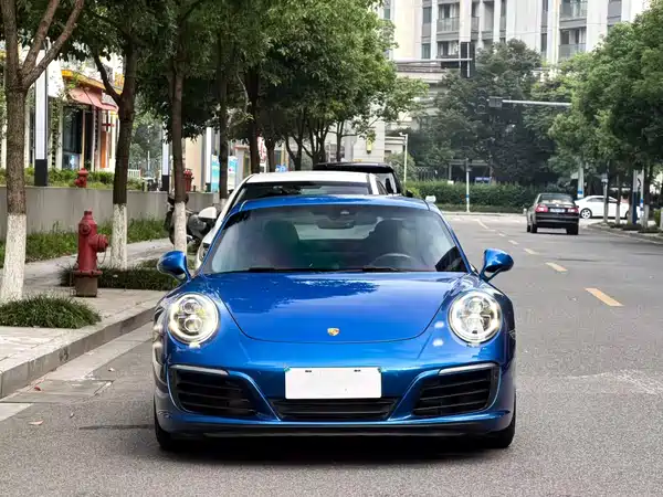 Porsche 911 2016