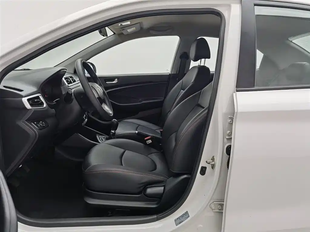 Hyundai Verna 2019 — фото 10
