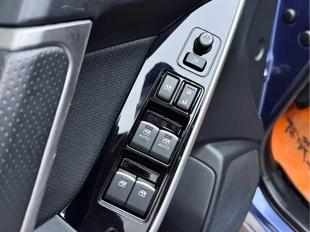 Subaru Forester 2018 — фото 11