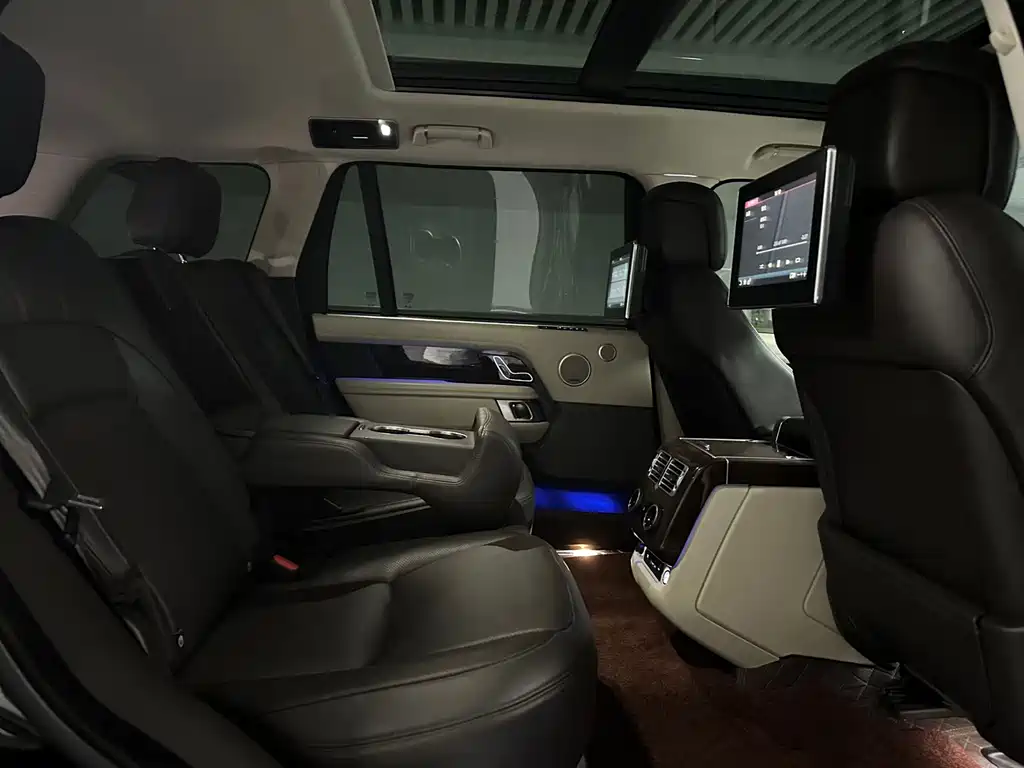 Land Rover Range Rover 2020 — фото 20