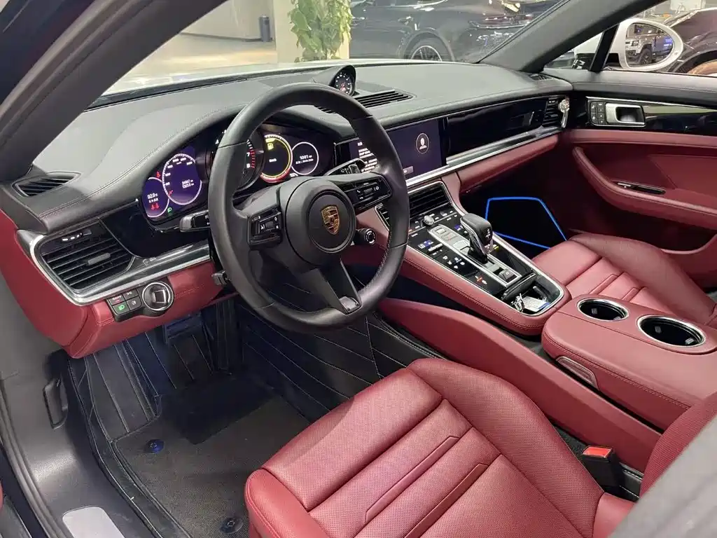 Porsche Panamera 2022