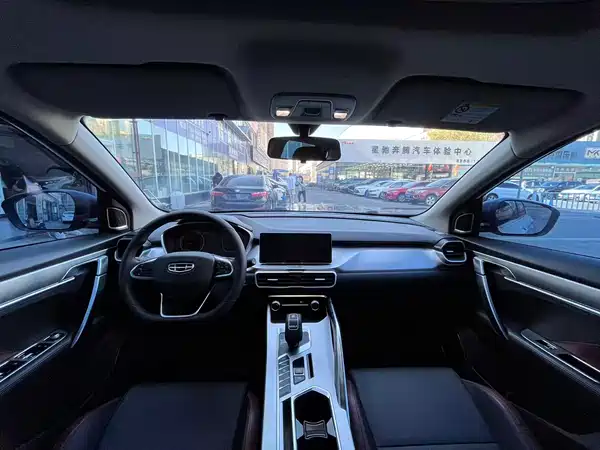 Geely Binyue 2021