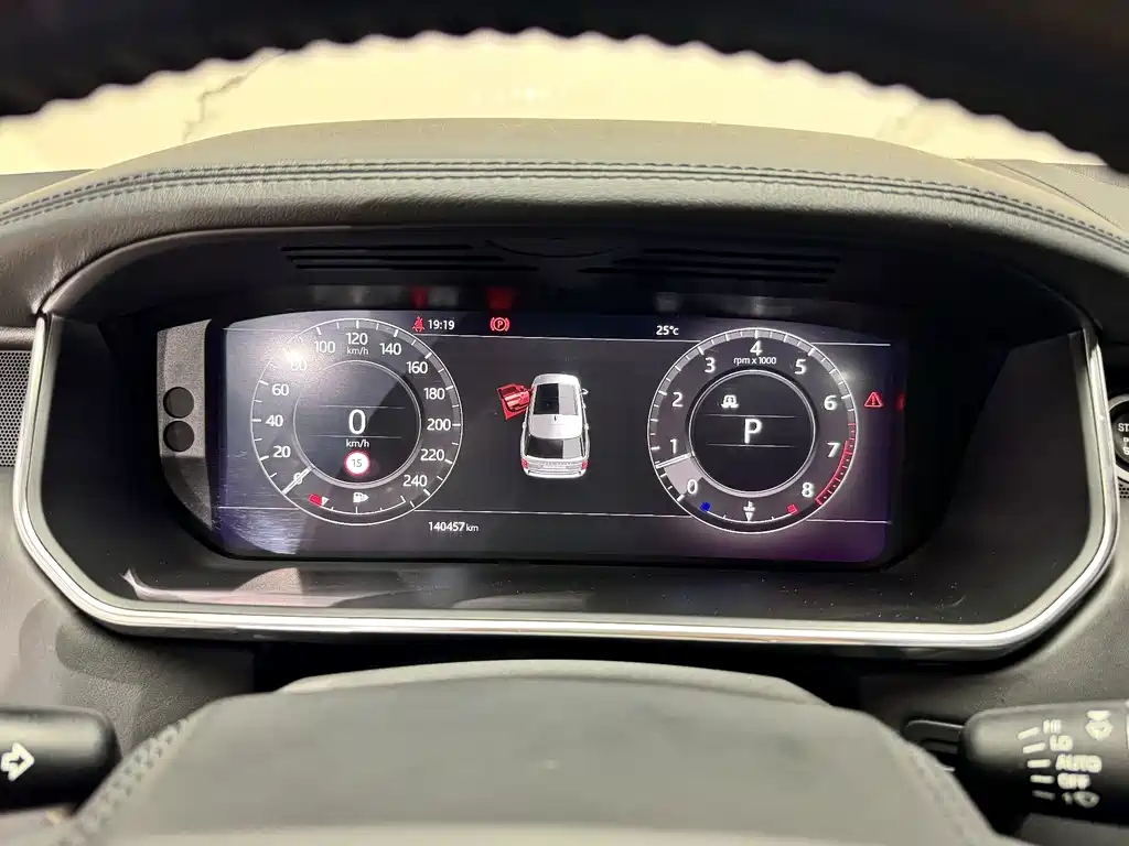 Land Rover Range Rover 2018 — фото 14