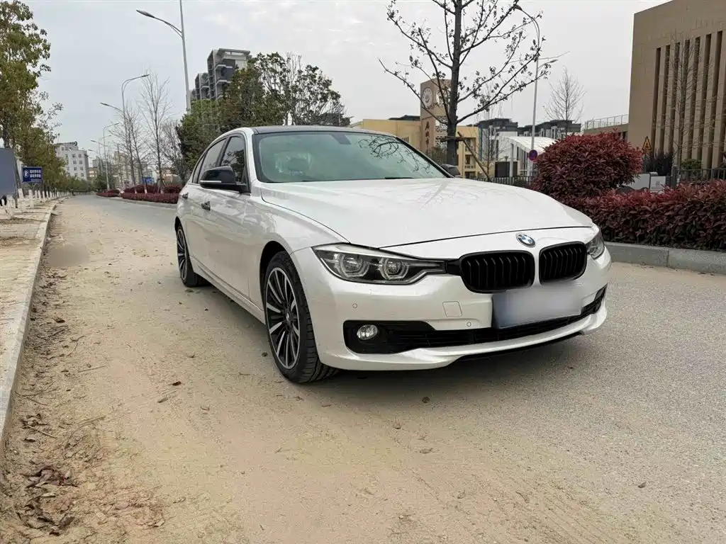 BMW 3 Series 2019 — фото 4