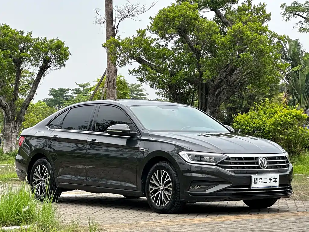 Volkswagen Sagitar 2021