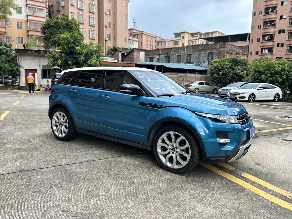 Land Rover Evoque 2013 — фото 2
