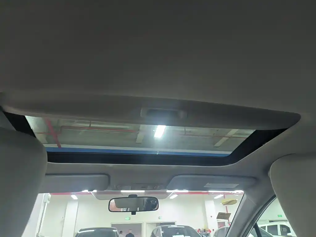 Honda Civic 2015 — фото 18