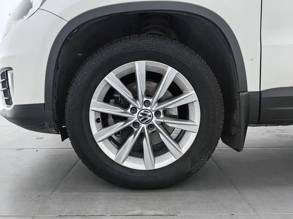 Volkswagen Tiguan 2018 — фото 17