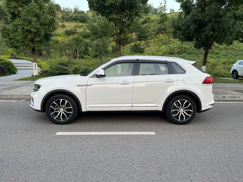 Zotye X7 2017 — фото 3