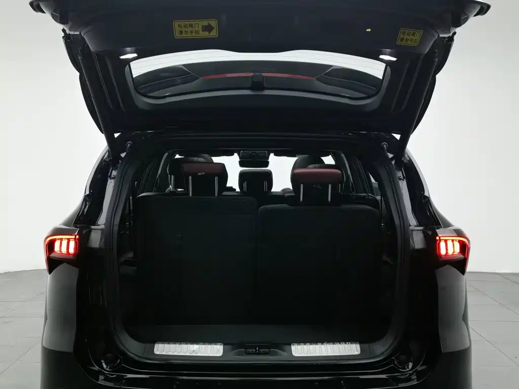 Jetour X70 PLUS 2021 — фото 16