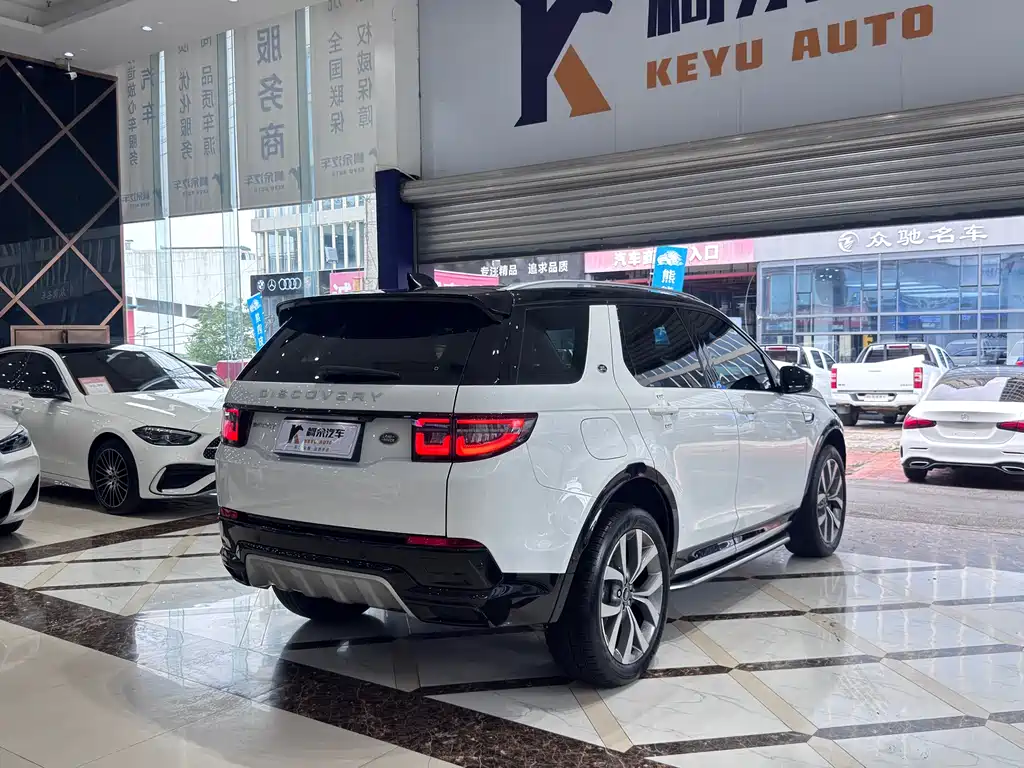 Land Rover Discovery Sport 2024 — фото 16