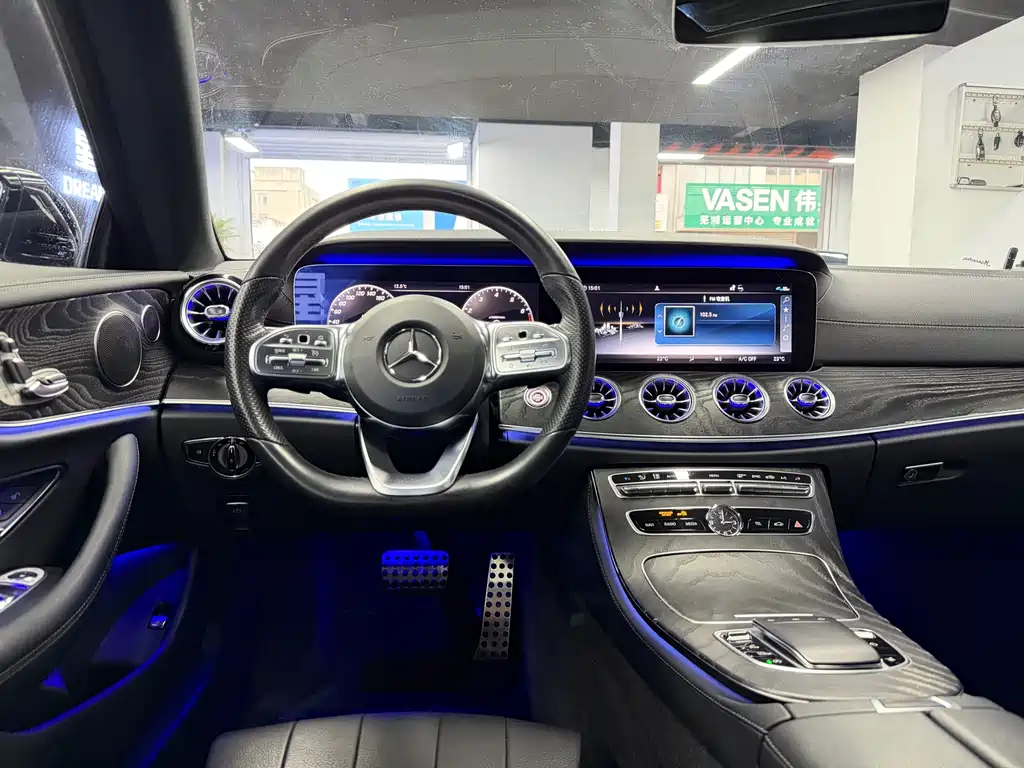 Mercedes-Benz E-Class 2019 — фото 6