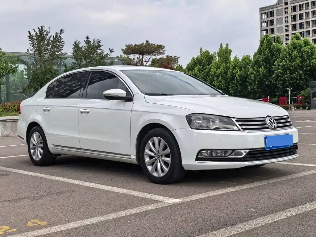 Volkswagen Magotan 2014