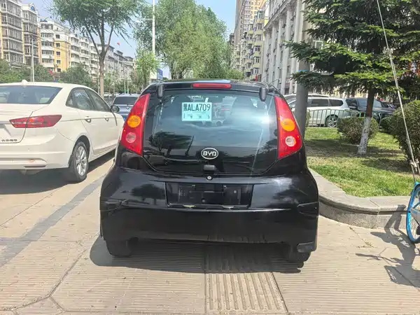 BYD F0 2012