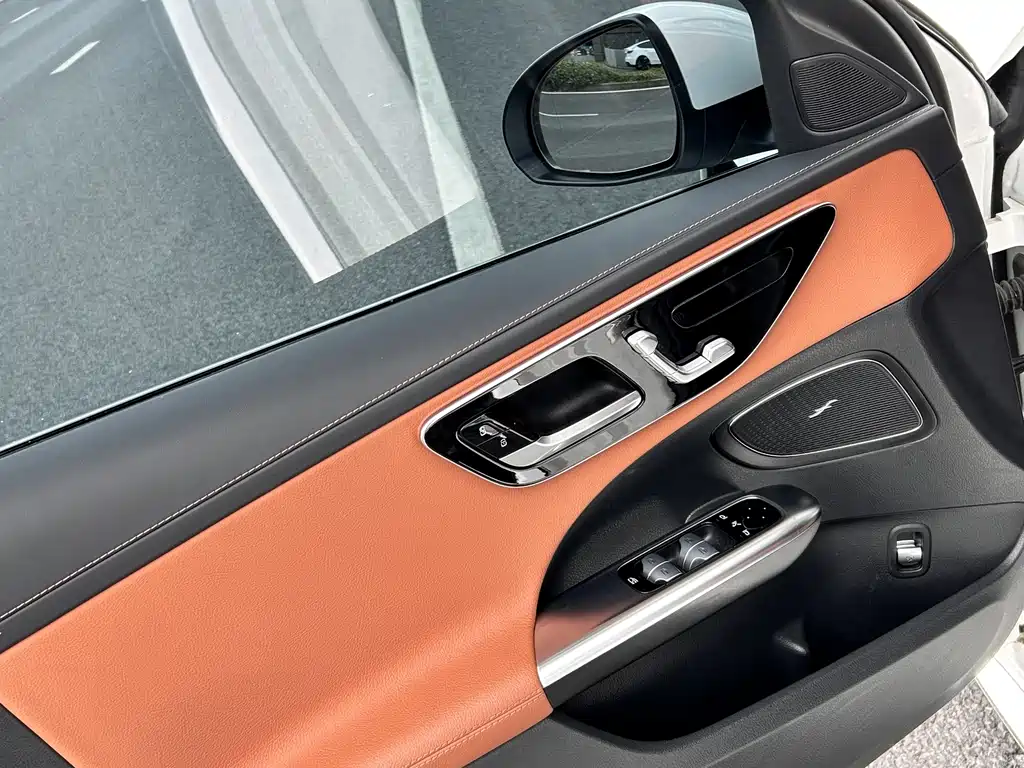 Mercedes-Benz C-Class 2022 — фото 5